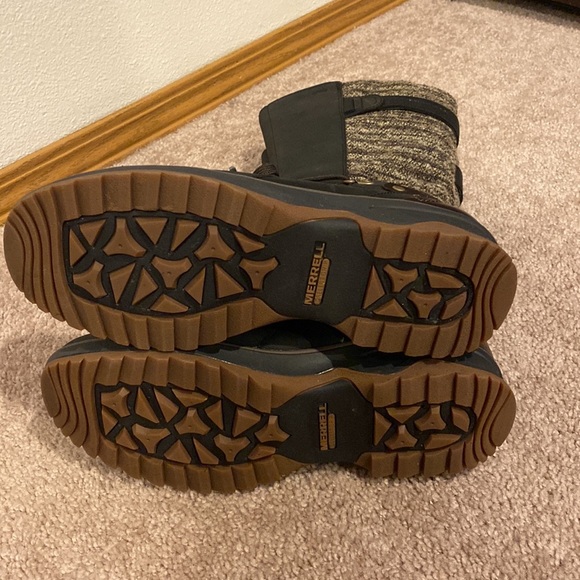 Merrell Boots - Picture 3 of 4